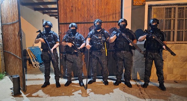 Operativo antidrogas en el Barrio Martín Fierro: 16 detenidos y el hallazgo de restos óseos