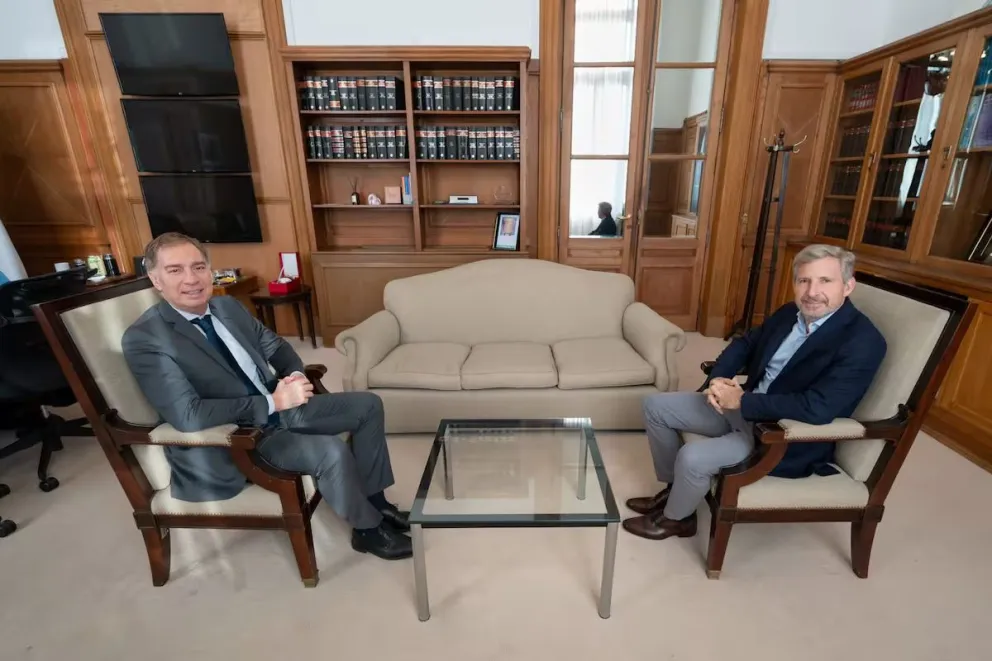 Santilli y Frigerio avanzan en diálogo con gobernadores para una reforma electoral que elimine las PASO